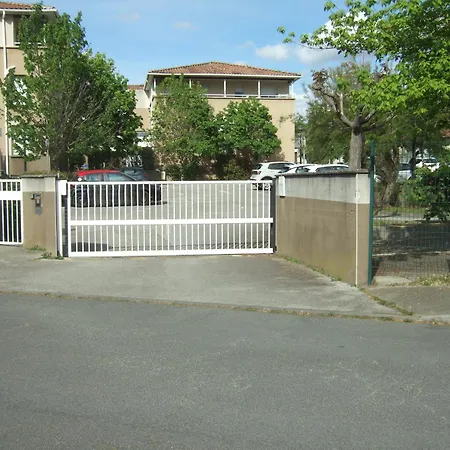 Carcaluxe Apartment